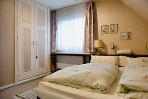 Großzügiges Einfamilienhaus mit Sauna, Anbau und riesigem Grundstück  – Die vollständige Adresse der Immobilie erhältst du vom Anbieter., 40229 Eller, Düsseldorf – Vorschaubild 7