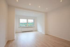 Frisch saniert!! 3,5-Zi. Wohnung mit Terrasse in der Innenstadt! WG geeignet!