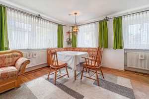 Platz für Ihre Ideen: Haus mit Nebengebäuden, Garage & großem Garten in Vilshofen-Pleinting! – Passau (Kreis) – Vorschaubild 7