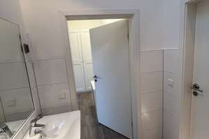 neu saniertes & möbliertes WG-Zimmer mit Gemeinschaftsbad ab sofort zu vermieten - Aachen Schanz – Lütticher Str. 29, 52064 Hangeweiher, Aachen – Vorschaubild 6