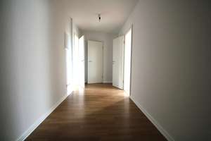 +++ Dachgeschosswohnung mit Einbauküche.....+++ – Ulmenstraße 18, 9112 Kaßberg, Chemnitz – Vorschaubild 2
