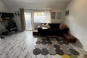 Stilvolle 2-Zimmer-Dachgeschosswohnung mit Balkon - urbanes Wohnen im Herzen von D-Flingern  – Ackerstraße 113a, 40233 Düsseldorf – Vorschaubild 7