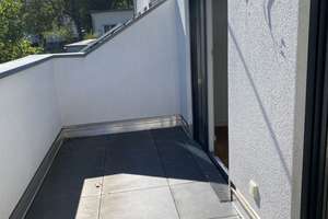 Wohnen mit Charakter: Großzügiges Penthouse in Wiesbaden-Dotzheim – Die vollständige Adresse der Immobilie erhältst du vom Anbieter., 65199 Dotzheim, Wiesbaden – Vorschaubild 7