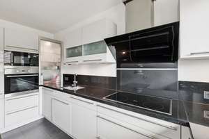 Sofort bezugsfrei in Wittenau: luxuriös ausgestattete DHH mit 5 Zimmern, 160qm Wfl., ausgebautes DG – Engelroder Weg 2A, 13435 Wittenau, Berlin – Vorschaubild 15