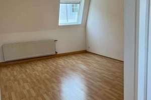 2-Zimmer-Dachwohnung in Mainz-Zentrum – Die vollständige Adresse der Immobilie erhältst du vom Anbieter., 55116 Altstadt, Mainz – Vorschaubild 4