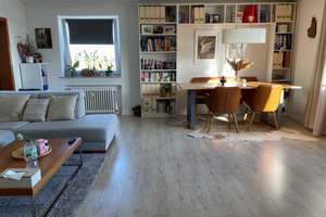 Helle, grosszügige Zwei-Zimmerwohnung mit Einbauküche – Bochumer Str. 8, 51145 Eil, Köln – Vorschaubild 1