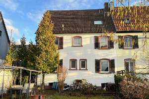 Zweifamilienhaus in Toplage mit Blick über die Stadt – Die vollständige Adresse der Immobilie erhältst du vom Anbieter., 67663 Lämmchesberg-Universitätswohnstadt, Kaiserslautern – Vorschaubild 3
