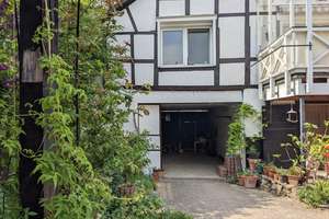 Wachtberg, großzügiges Wohnhaus mit Einliegerwohnung und tollem überdachtem Innenhof – Die vollständige Adresse der Immobilie erhältst du vom Anbieter., 53343 Wachtberg – Vorschaubild 6