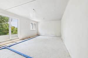 Kurzfristig bezugsfertig! XXL-Balkon - ruhig Lage am Ende einer Sackgasse - Kühlfunktion - u.v.m.! – Die vollständige Adresse der Immobilie erhältst du vom Anbieter., 85051 Südwest, Ingolstadt – Vorschaubild 4