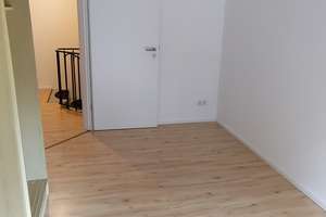 Frisch saniertes Reihenhaus mit Garten, Garage + Stellplatz und 2 Balkonen – Die vollständige Adresse der Immobilie erhältst du vom Anbieter., 68723 Oftersheim – Vorschaubild 15
