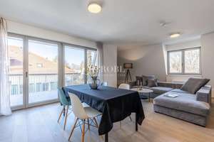 STAIRS // Klimatisierte Maisonette fußläufig zum Isarhochufer - Neubau/Erstbezug – Die vollständige Adresse der Immobilie erhältst du vom Anbieter., 81545 Harlaching, München – Vorschaubild 1