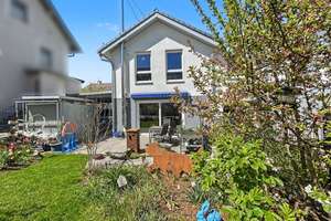 Ankommen und wohlfühlen: Ihr liebevoll gepflegtes Zuhause in Lindenberg i. Allgäu – Die vollständige Adresse der Immobilie erhältst du vom Anbieter., 88161 Lindenberg im Allgäu – Vorschaubild 3
