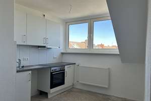 Frisch modernisierte 2-Zimmerwohnung in zentraler Lage – Dreiecksplatz 6, 24105 Damperhof, Kiel – Vorschaubild 3