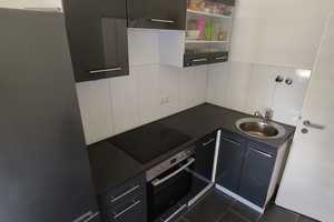 Ruhiges Wohnen im Grünen! Schöne sanierte 1,5 Zimmer-Wohnung zu vermieten – Bergheimer Straße 22, 47807 Krefeld – Vorschaubild 4