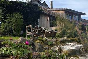 Wohnhaus mit vielseitig nutzbarem Anbau und Blick zum Belchen – Die vollständige Adresse der Immobilie erhältst du vom Anbieter., 79692 Elbenschwand – Vorschaubild 2