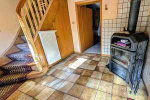PROVISIONSFREI: In Lieberhausen: Gemütliches Haus in zweiter Reihe mit 2 Garagen und 2 Scheunen – Die vollständige Adresse der Immobilie erhältst du vom Anbieter., 51647 Gummersbach – Vorschaubild 5