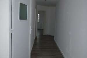 Wunderschöne Dachgeschosswohnung Nähe Nibelungenplatz in Braunschweig mit Balkon – Die vollständige Adresse der Immobilie erhältst du vom Anbieter., 38112 Nordstadt, Braunschweig – Vorschaubild 9