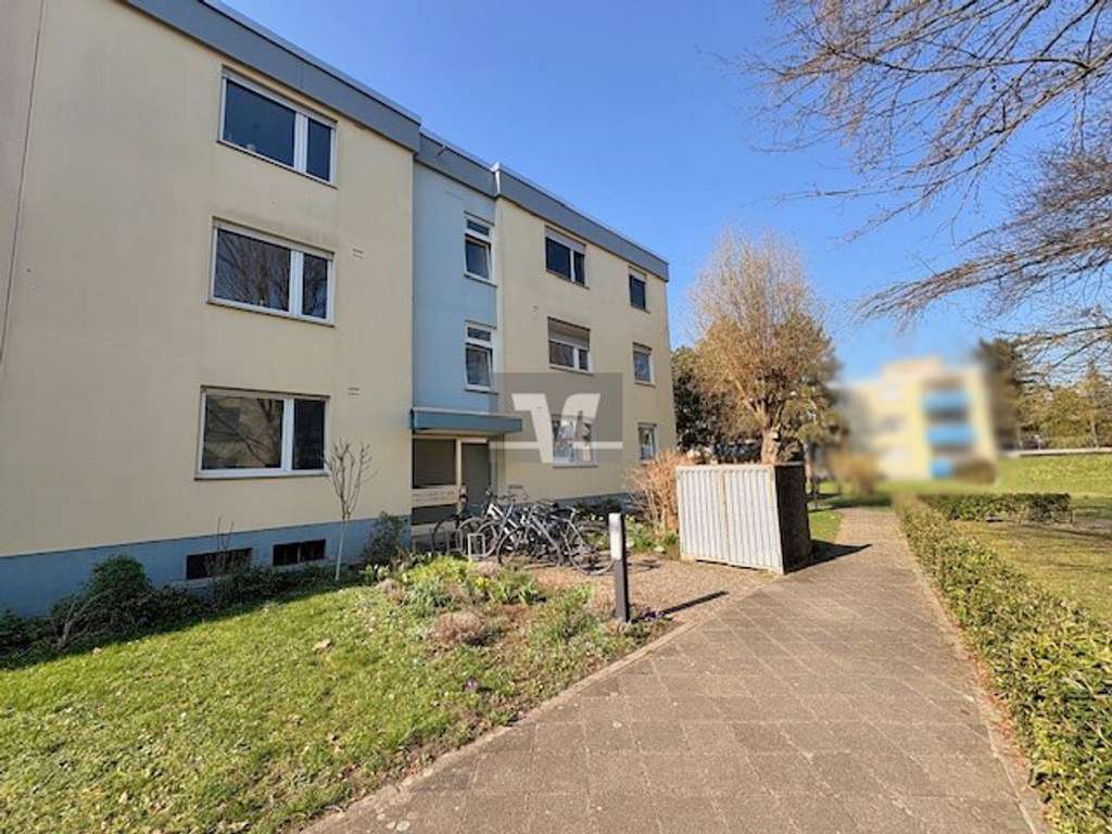 Immobilie in Mannheim - MA-Niederfeld: Großzügige 3-Zimmer-Wohnung auf Erbpacht mit viel Potenzial! - Bild 0