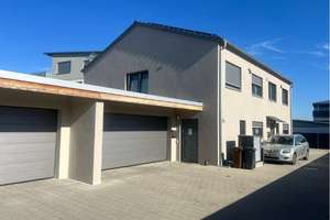 Moderne Doppelhaushälfte mit Garten, Doppelgarage & hochwertiger Ausstattung in Abensberg – Die vollständige Adresse der Immobilie erhältst du vom Anbieter., 93326 Abensberg – Vorschaubild 2