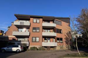 Gepflegte 3-Zimmer Wohnung mit Loggia im 2. Obergeschoss