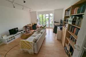 Attraktive 2-Zimmer-Wohnung mit Balkon u. Einbauküche in Freising – Attachinger Weg 47, 85356 Freising (Kreis) – Vorschaubild 1