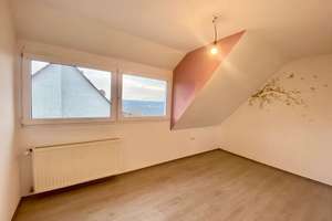 Bezugsfertige und sanierte 4-Zimmer-Maisonettewohnung mit schöner Einbauküche und Gartennutzung – Die vollständige Adresse der Immobilie erhältst du vom Anbieter., 42855 Nordstadt, Remscheid – Vorschaubild 10