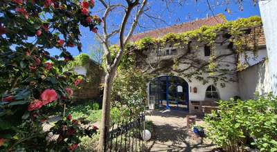 Großzügiges Einfamilienhaus mit Scheune und idyllischem Garten