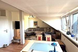 Mit herrlichem Fernblick: 3 ZKB  in Kassel-Jungfernkopf – Die vollständige Adresse der Immobilie erhältst du vom Anbieter., 34128 Jungfernkopf, Kassel – Vorschaubild 2