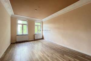Großzügig, hell, grün – 2-Zimmer-Wohnung mit Balkon und Einbauküche – Margaretenstr. 30, 9131 Hilbersdorf, Chemnitz – Vorschaubild 2