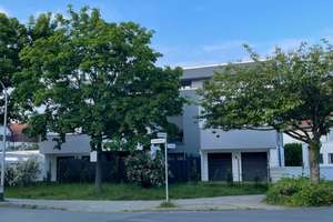 schöne 2 Zimmer Wohnungen im 1 OG mit Balkon