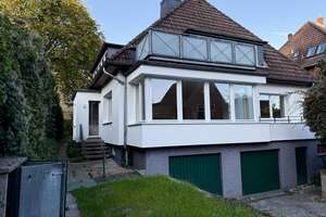 Stadtvilla mit Potenzial – Die vollständige Adresse der Immobilie erhältst du vom Anbieter., 24105 Düsternbrook, Kiel – Vorschaubild 2