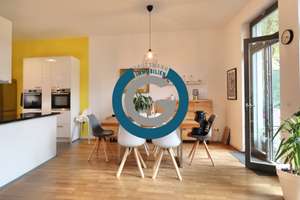 EINZIEHEN & SICH WOHLFÜHLEN - HOCHWERTIGE KÜCHE & TOP SANIERTE BÄDER - TERRASSE & PKW-STELLPLATZ – Jacobsohnstr. 25 pp, 13086 Weißensee, Berlin – Vorschaubild 1