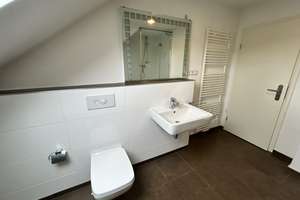 Gemütlichkeit garantiert - Großzügige 2 Zimmer Dachgeschosswohnung in Nähe des Phönixsees! – 44263 Hörde (Ortsteil), Dortmund – Vorschaubild 6