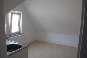Freundliche 2-Zimmer-Wohnung in Bielefeld – August-Bebel-Straße 153, 33602 Mitte, Bielefeld – Vorschaubild 3