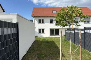 Doppelhaushälfte im Herzen von Löchgau – Schubertstraße 8, 74369 Löchgau – Vorschaubild 1