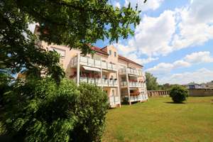 3 Zimmer-Wohnung mit super Grundriss und tollem Balkon!!! 2 feste Stellplätze!