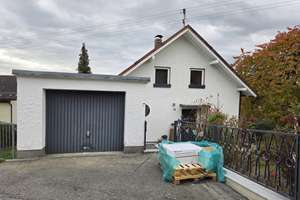 Charmantes Einfamilienhaus mit Südgarten, Vollkeller und hochwertiger Ausstattung – Die vollständige Adresse der Immobilie erhältst du vom Anbieter., 94513 Schönberg – Vorschaubild 3