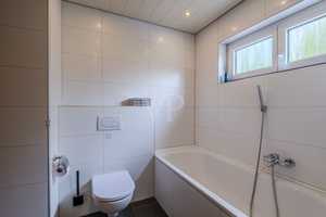 Charmantes Reihenmittelhaus mit modernisierter Ausstattung und TG-Stellplatz – Esslingen (Kreis) – Vorschaubild 7
