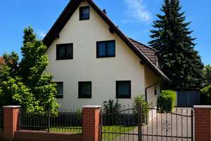 Familienparadies in Biesdorf – 7 Zimmer, 1.077 m² Grundstück, Sauna & Baureserve