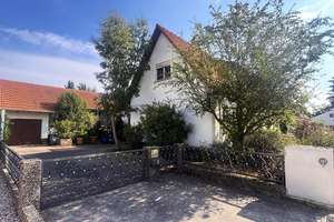 Ruhig gelegenes Einfamilienhaus - großes Grundstück, Innenhof, Traumgarten und Erweiterungspotenzial – Die vollständige Adresse der Immobilie erhältst du vom Anbieter., 69123 Pfaffengrund, Heidelberg – Vorschaubild 46