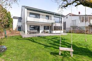 Provisionsfrei für den Käufer: Modernes Wohnen mit Fernblick und nachhaltiger Energietechnik – Die vollständige Adresse der Immobilie erhältst du vom Anbieter., 71334 Waiblingen – Vorschaubild 3