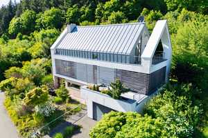 **reserviert---Besonderes Architektenhaus mit Personenaufzug und modernster Technik ** – Bitburg-Prüm (Kreis) – Vorschaubild 2