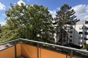 **4-Zimmer zum Leben, Ankommen und Arbeiten – mit Balkon zum Wohlfühlen** – 70567 Möhringen-Ost, Stuttgart – Vorschaubild 2