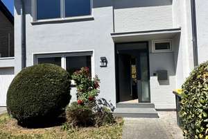 Reiheneckhaus,  modern und saniert! – Die vollständige Adresse der Immobilie erhältst du vom Anbieter., 53859 Niederkassel – Vorschaubild 2
