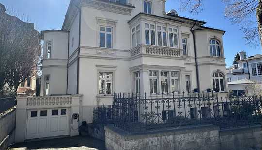 Bild von MHI - Saniertes Villenjuwel mit 5 Wohnungen in begehrter Wiesbadener Villenlage