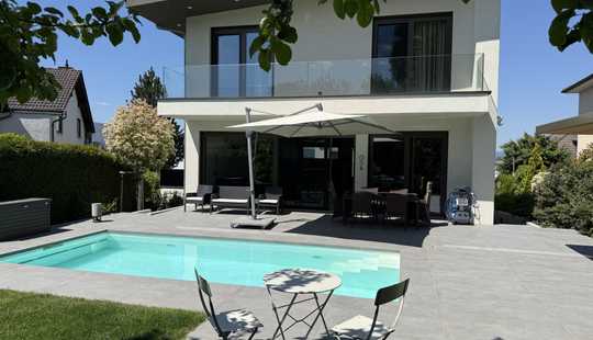 Bild von Ein Statement! Neubau-Luxusvilla · Pool · Heimkino · Sauna· KNX-Smart Living ·  Architektur