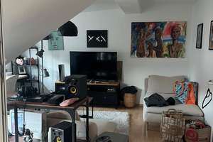 2-Zimmer-Dachgeschosswohnung mit Balkon & EBK & Garten – 60594 Sachsenhausen-Nord, Frankfurt am Main – Vorschaubild 4