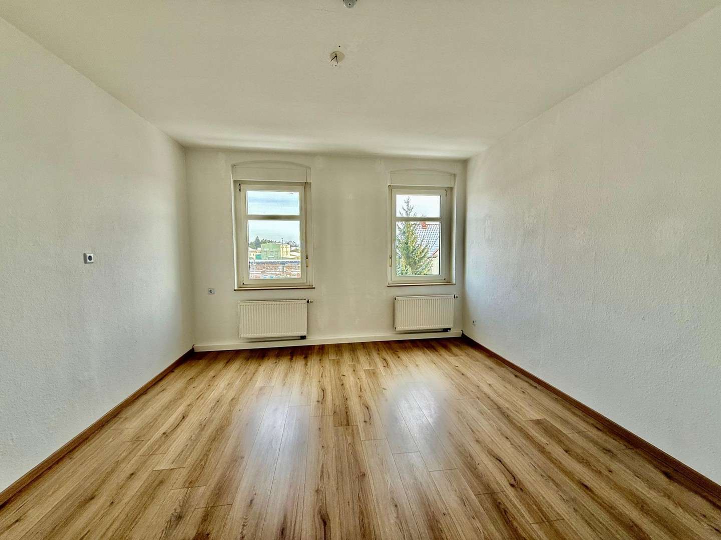 Immobilie in Delitzsch - Mehrfamilienhaus in Delitzsch, zentrale Lage, 6 Mietparteien - Bild 4