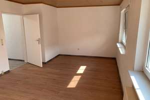 **  Charmantes Haus mit vielen Nutzungsmöglichkeiten  ** – Die vollständige Adresse der Immobilie erhältst du vom Anbieter., 65719 Hofheim am Taunus – Vorschaubild 8
