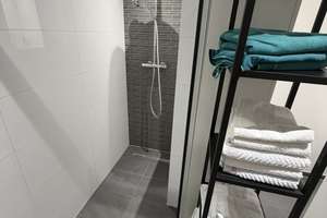 Zentraler Wohntraum mit Penthouseflair – Die vollständige Adresse der Immobilie erhältst du vom Anbieter., 40210 Stadtmitte, Düsseldorf – Vorschaubild 9